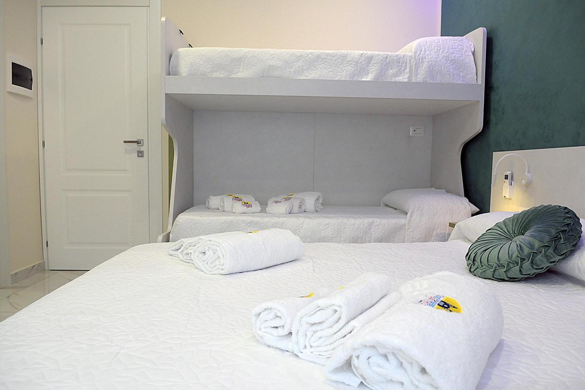 B&B Aida Rooms Cefalu Exterior photo