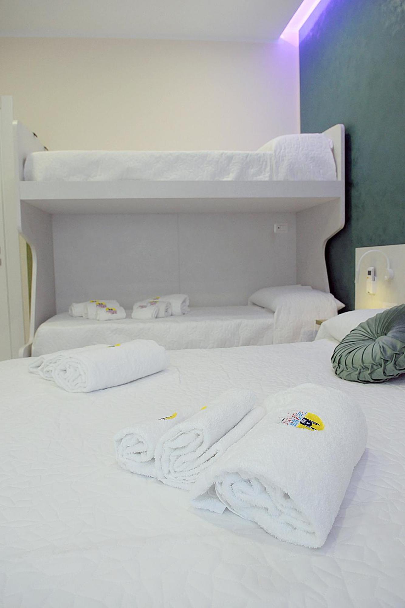 B&B Aida Rooms Cefalu Exterior photo